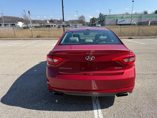 2017 Hyundai SONATA Sport