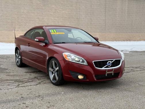 2011 Volvo C70 T5
