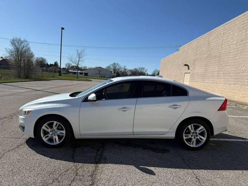 2015 Volvo S60 T5 Premier