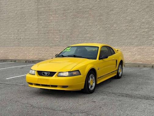 2004 Ford Mustang Base