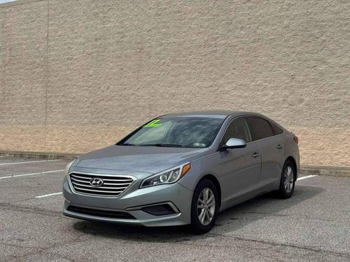Shale Gray Metallic 2017 Hyundai SONATA SE