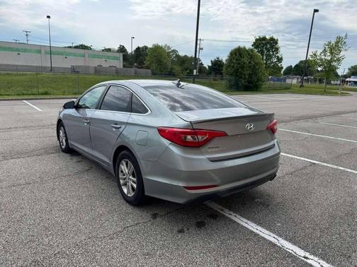 Shale Gray Metallic 2017 Hyundai SONATA SE