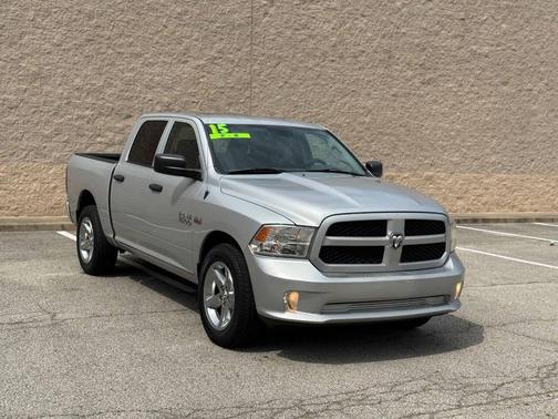 2015 RAM 1500 Tradesman/Express