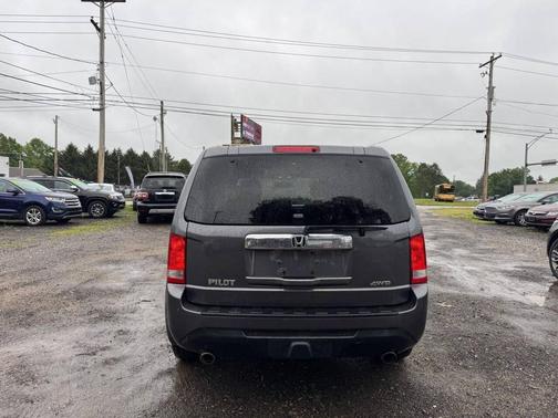 Modern Steel Metallic 2014 Honda Pilot EX-L