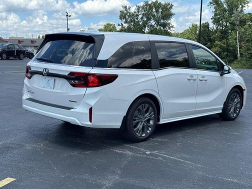 2025 Honda Odyssey Touring