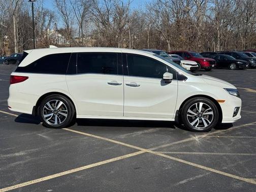 2018 Honda Odyssey Elite
