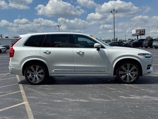 2020 Volvo XC90 T6 Inscription 7 Passenger
