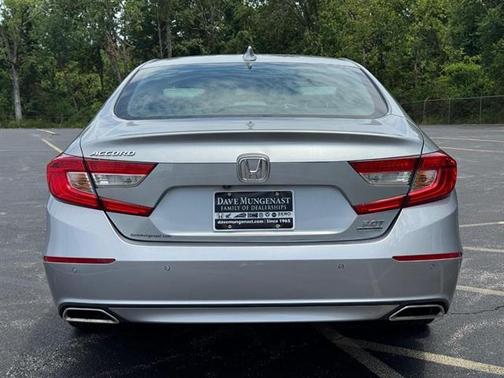 2019 Honda Accord Touring 2.0T