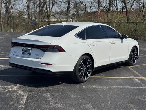 2025 Honda Accord Hybrid Touring