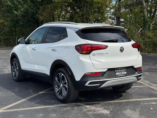 2022 Buick Encore GX Select