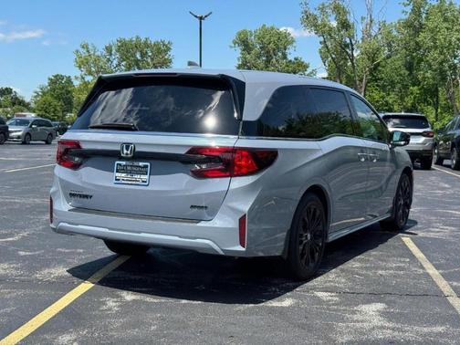 Sonic Gray Pearl 2026 Honda Odyssey Sport-L