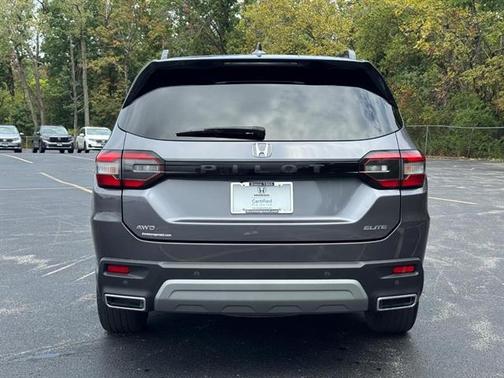 2023 Honda Pilot Elite