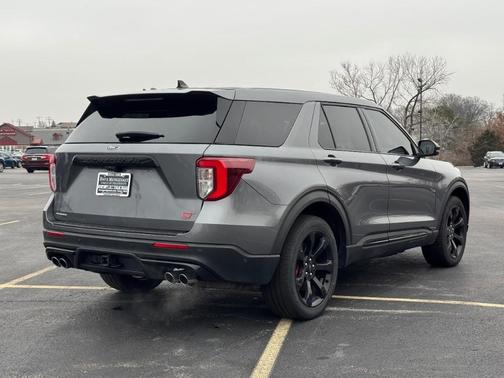 2021 Ford Explorer ST