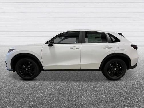Platinum White Pearl 2027 Honda HR-V Sport