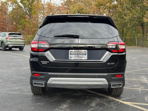 2025 Honda Pilot Elite