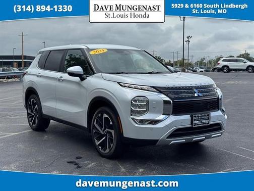 2024 Mitsubishi Outlander SE
