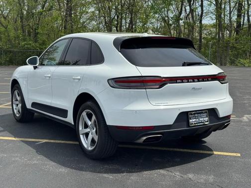 2019 Porsche Macan Base