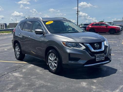 Gun Metallic 2018 Nissan Rogue SV