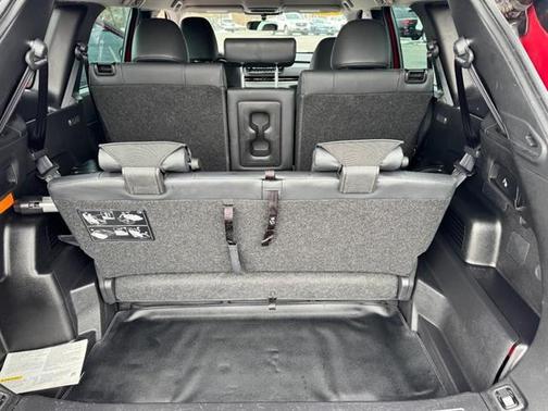 2023 Mitsubishi Outlander PHEV SE