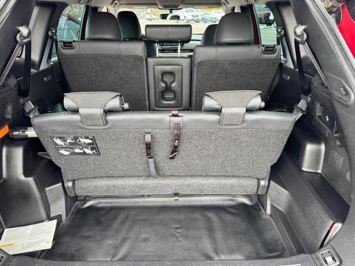 2023 Mitsubishi Outlander PHEV SE