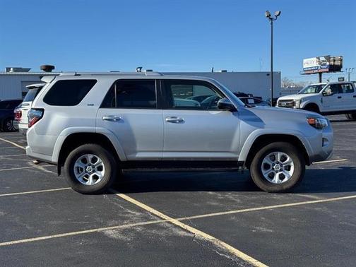2017 Toyota 4Runner SR5