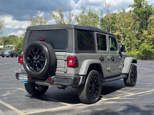 2022 Jeep Wrangler Unlimited 4xe Sahara