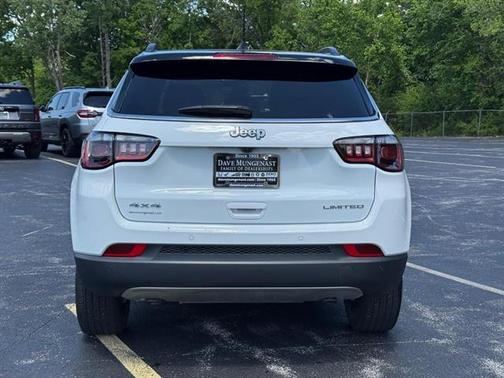 Bright White Clearcoat 2024 Jeep Compass Limited