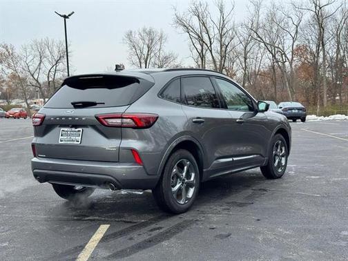 2023 Ford Escape ST-Line Select