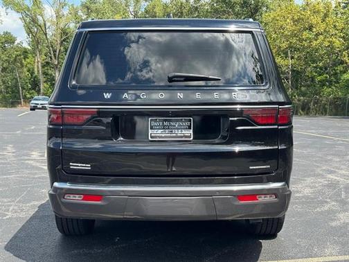 2022 Jeep Wagoneer Series II