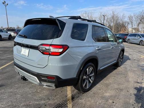 2023 Honda Pilot Elite