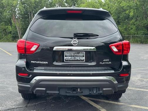 2020 Nissan Pathfinder Platinum