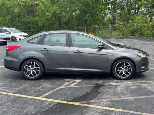 Magnetic 2018 Ford Focus SEL