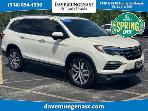 White Diamond Pearl 2017 Honda Pilot Touring