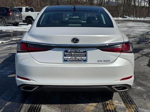 2023 Lexus ES 350 Base