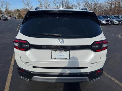 2024 Honda Pilot Elite