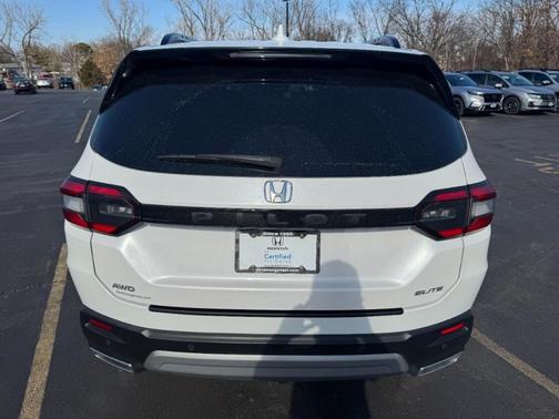 2024 Honda Pilot Elite