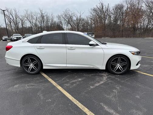 2022 Honda Accord Touring 2.0T