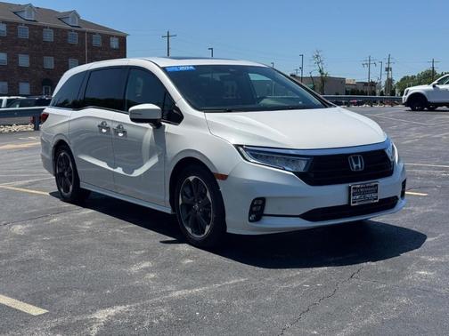 Platinum White Pearl 2024 Honda Odyssey Elite