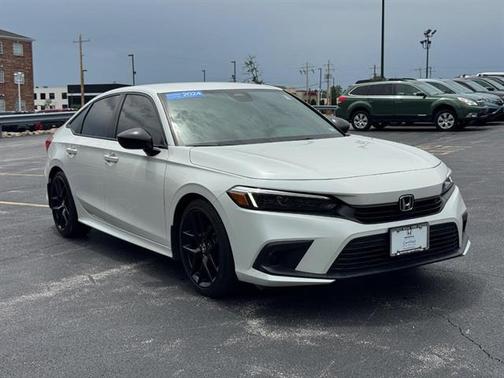 White 2024 Honda Civic Sport