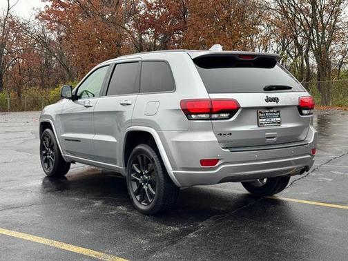 2020 Jeep Grand Cherokee Altitude