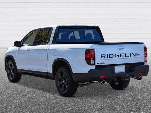 Platinum White Pearl 2026 Honda Ridgeline Black Edition