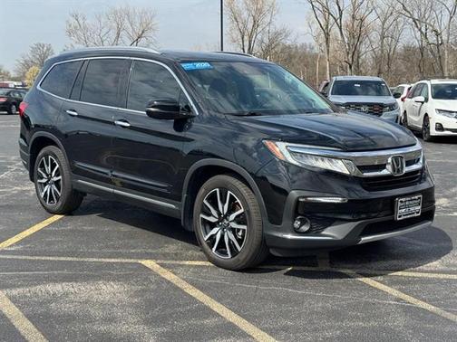Crystal Black Pearl 2020 Honda Pilot Elite