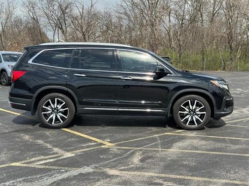 Crystal Black Pearl 2020 Honda Pilot Elite