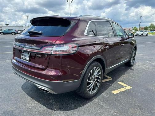 2020 Lincoln Nautilus Reserve