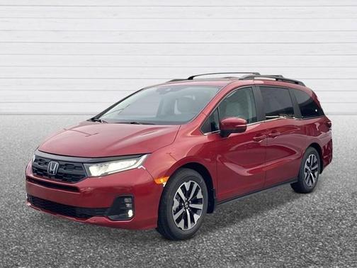 Radiant Red Metallic II 2026 Honda Odyssey EX-L