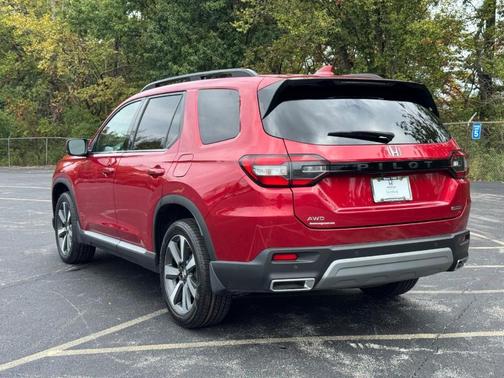 2023 Honda Pilot Touring
