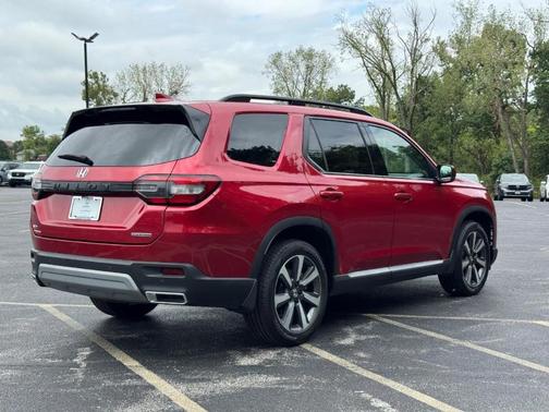 2023 Honda Pilot Touring