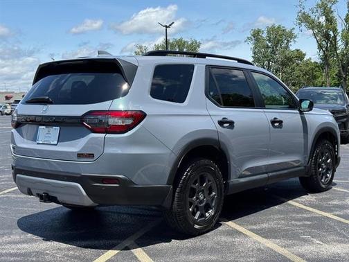 2025 Honda Pilot TrailSport