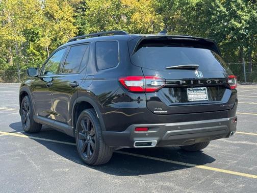 2025 Honda Pilot Black Edition