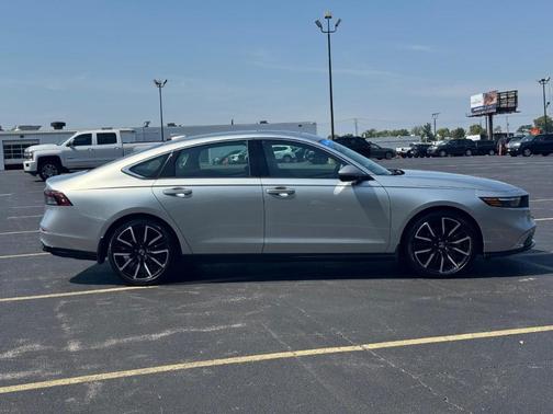 2024 Honda Accord Hybrid Touring